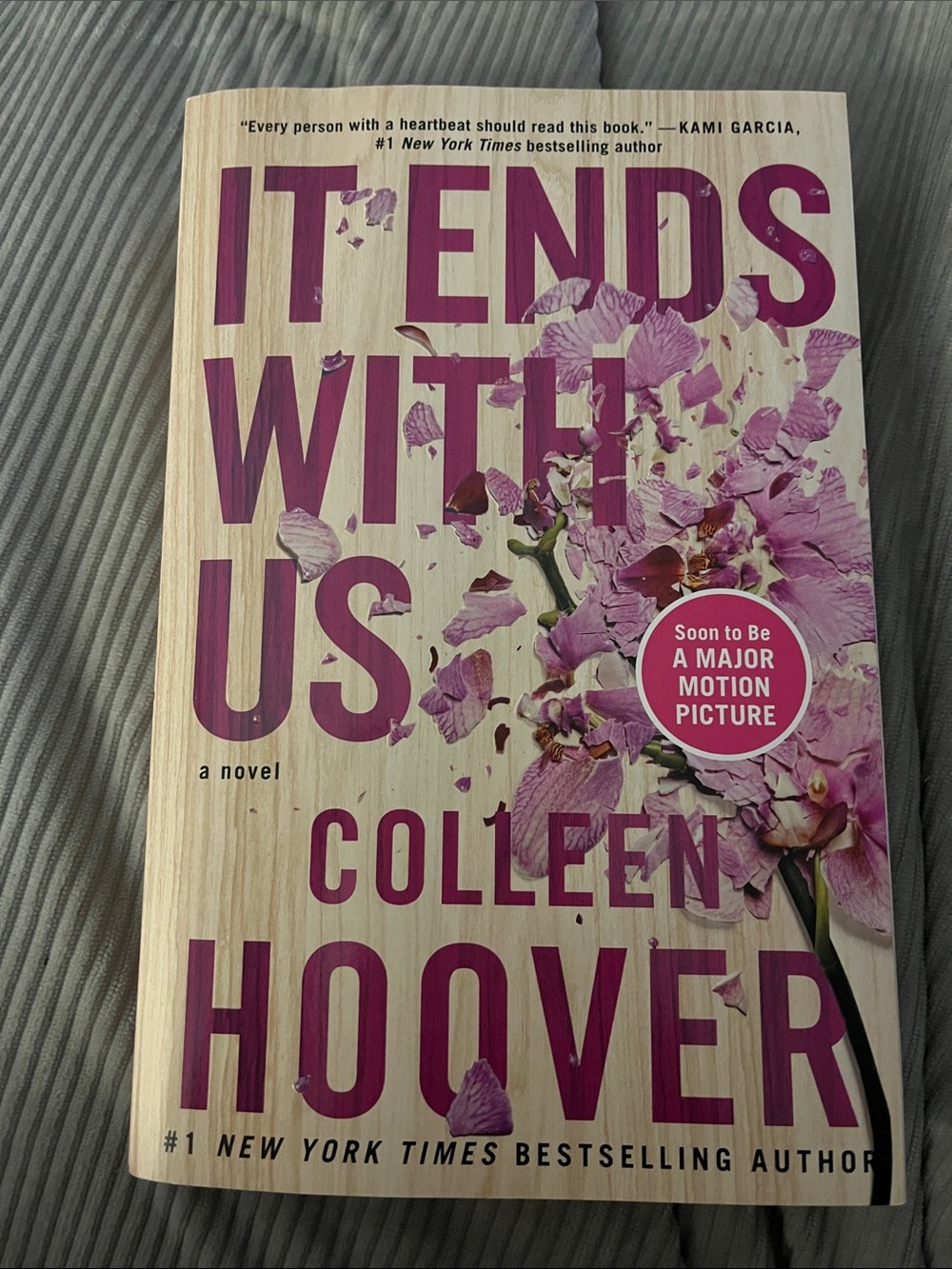 It Ends With Us - by Colleen Hoover